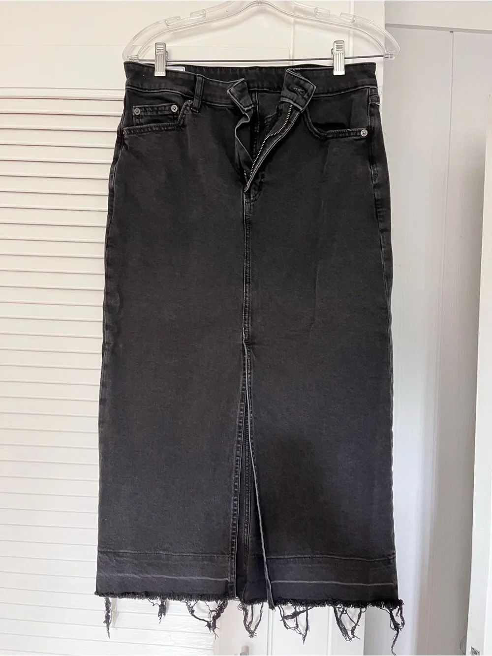 GAP Black Denim Skirt